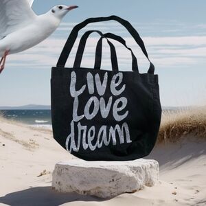 🏖 Aeropostale Black Tote with Silver Text